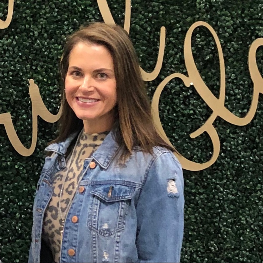 Meet your Posher, Jennifer